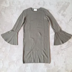 【UNITED ARROWS】ウール100％／レディース ワンピース／カーキブラウン／ベルスリーブ／シンプル上品デザイン／美品 長袖 ニットワンピース