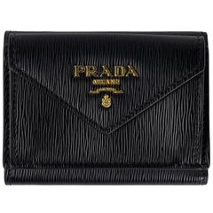 極美品✨プラダ 三つ折り財布 サフィアーノレザー 金ロゴ金具 ブラック