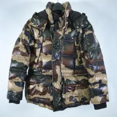 MONCLER モンクレール　カモフラ　ダウン　ボンバージャケット　サイズ３ MONCLER モンクレール 迷彩ダウンジャケット メンズ サイズ3（50相当