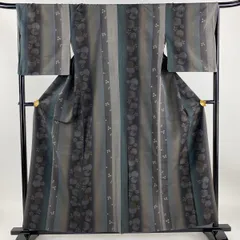 【在庫一掃】 結城紬 身丈158cm 裄丈67cm M 袷 はたおり娘 やまと 証紙 桜 雪輪 緑 正絹 美品 逸品 【中古】