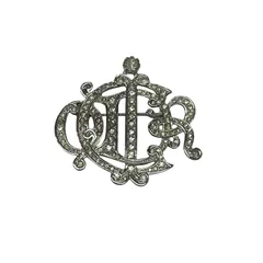 2025年最新】ディオール ブローチの人気アイテム - メルカリ