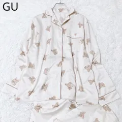 ジーユー　サテンパジャマ　セットアップ　テディベア　光沢　薄手　上品　カジュアル　華やか　ベージュ