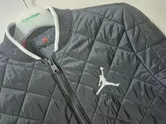 ナイキ ジョーダン キッズ キルティング ダウン