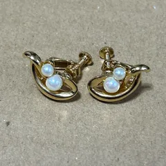 pierre cardin　イヤリング　両耳　ピエールカルダン 美品 ゴールドカラー　レトロ