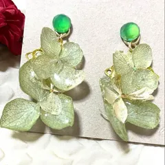 2way グリーンオニキス×ドライフラワーピアス