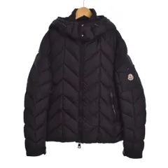 2025年最新】moncler berriatの人気アイテム - メルカリ