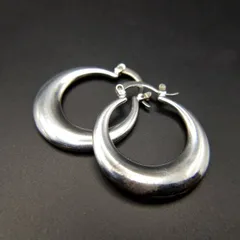 ぷっくり 三日月型 ラウンド ヴィンテージ フープ ピアス シルバープレート 定番 シンプル スタイリッシュ 大ぶり 存在感 Y25-G