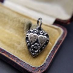Bonita Silver 唐草模様 ハート型ペンダントシルバーブレスレット 