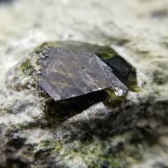 希少 ラベル付き】モルダバイト Moldavite テクタイト 重さ約3g - メルカリ