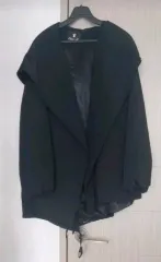 ブラック フード コート