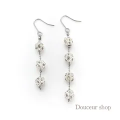 ２点購入でお任せ１点プレゼント　ハンドメイドピアス