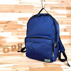 美品【カルバンクライン】パディング ナイロン デイバック リュック 紺ネイビー