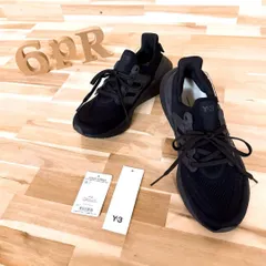 美品【ワイスリー】Y-3 ウルトラブースト ライト スニーカー 25.5 黒×白