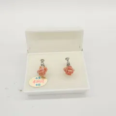【天然本珊瑚】バラモチーフ　イヤリング　品質保証タグ付き