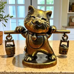 真鍮　 ネコ 　猫　 桶を担いだネコ　インテリア 　オブジェ　　縁起物
