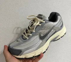 (280)(新品)NIKE スニーカー イニシエーター スモーク グレー