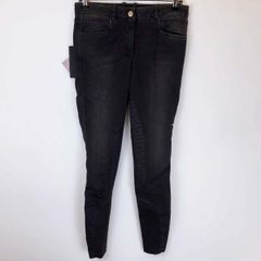 Item thumbnail for item 2aa528e8-6c5b-4372-8332-b787b943f849