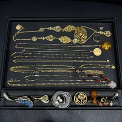 ④遺品整理 メッキアクセサリー アクセサリーおまとめ ネックレス  指輪　リング　ブローチ　ブレスレット　イヤリング　ピアス　コイン　色石