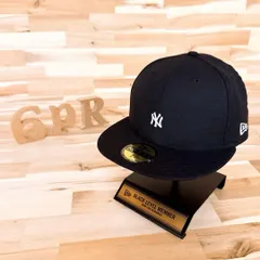 【ニューエラ×ヤンキース】ミニマル NY刺繍ロゴ キャップ モノトーン 黒×白