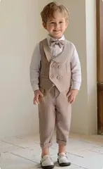 【長袖フォーマル５点セット 男の子】送料無料　スーツ(ベスト・シャツ・パンツ・蝶ネクタイ・ブートニア)キッズベビー　肌触りの良い　誕生日　結婚式　発表会　演奏会　入学入園式　卒業式　お宮参り　お祝い80,90,100,110,120,130,140,150cm