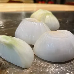 白剥き新玉ねぎ5kg❗️クール便🆒主婦の味方❣️生ゴミ無し！　シャーロットオニオン　　産地直送のサムネイル