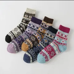 靴下 レディース 5足セット 暖かい 厚手 北欧柄 クルー丈 ソックス くるぶし おしゃれ かわいい シンプル ナチュラル 綿 クルーソックス カジュアルソックス 冷え対策 秋冬用 冷房対策 睡眠用 保温 防寒  伸縮性 プレゼント V