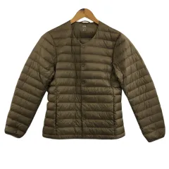 ユニクロ UNIQLO ジャケット ウルトラライトダウン Vネック 無地 ナイロン 長袖 S 茶 ベージュ ブラウン