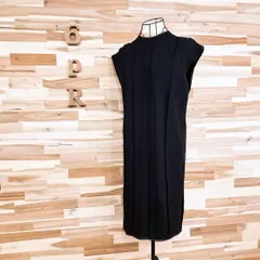 【ヴィルド】アシンメトリー 3D編み ウール ブレンド ニット ベスト黒ブラック