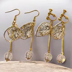 ゴールド×透明　ゆらゆらピアス　イヤリング