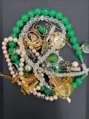 遺品整理　生前整理　アクセサリーまとめ3