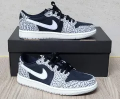 (W) ジョーダン 1 レトロ ロー OG ブラック セメント 235