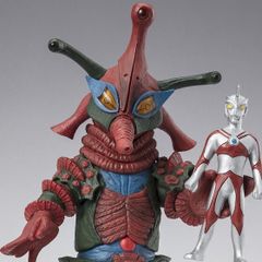 CCP 1/6 ヒッポリト星人 エース人形付きver. 【訳あり品】 - メルカリ