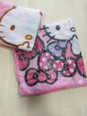 2025年最新】キティ膝掛けの人気アイテム - メルカリ