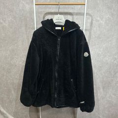 極美品】 MONCLER モンクレールダウンマフラーロゴワッペン黒 - メルカリ