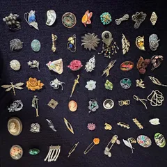 【vintage】ブローチ　まとめ売り　大量　110点以上 vintage】ブローチ まとめ売り 大量 110点以上