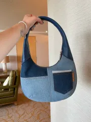 チャールズアンドキース デニムショルダーバッグ