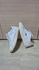 ラコステ レディーススニーカー / 送料無料※メルカリshop取引では対象外) / 240mm / 前後ろ 떨어짐 / レディーススニーカー / 靴 /