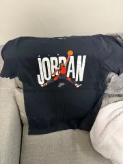 ナイキ エアジョーダン プリンティング ブラック 半袖 Tシャツ L