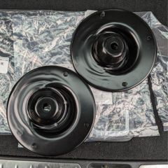 【新品】GDJ76 ランクル70 純正 スペアタイヤブラケット センターキャップ 新品】GDJ76 ランクル70 純正 スペアタイヤブラケット センター