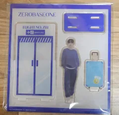 ZEROBASEONE(ゼロベースワン・ZB1・ゼベワン) キム・ジウン(KIM JIWOONG) アクリルスタンド THE HYUNDAE ポップアップ 2023 ファンコン ペンコン グッズ 未開封