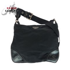 PRADA プラダ ロゴプレート 男女兼用 ブラック 黒 シルバー金具