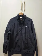 ナイキ x STUSSY ウィンドランナー ジャケット OFF NOIR L