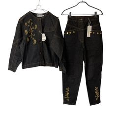 Item thumbnail for item 46f3544b-5051-401c-b512-3da09b8e24d7