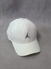 (S/M) ナイキ ジョーダン ジャンプマン Classic メタル キャップ