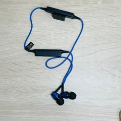 No.12　audio-technica ATH-CKR35BT ワイヤレスイヤホン