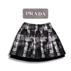 2026年最新】PRADA レディース ミニスカートの人気アイテム - メルカリ
