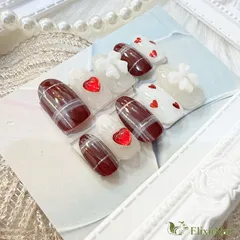 【現品】ネイルチップ　赤　白　リボン　ハート