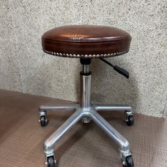 二脚あり！【中古】オオヒロ ローザンヌ シャンプー椅子 セット椅子