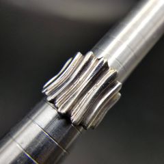 Tom Hawk シルバーペンダントトップ - メルカリ