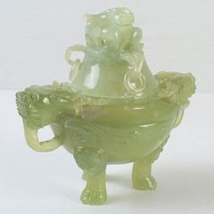 中国　玉石岫玉彫刻　雙耳活環　龍鈕蓋爐　香炉　V　A197 中国 玉石岫玉彫刻 雙耳活環 龍鈕蓋爐 香炉 V A197 - メルカリ